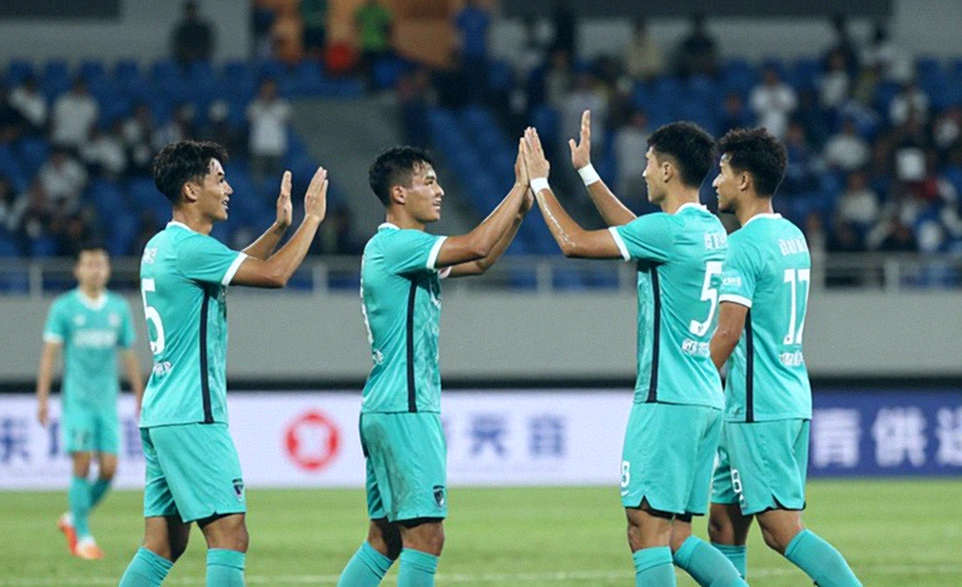 Singapore thua Indonesia 0-2 ở Jakarta: Khi 'điểm sáng' của Gavin Lee tự tố cáo tuyến giữa