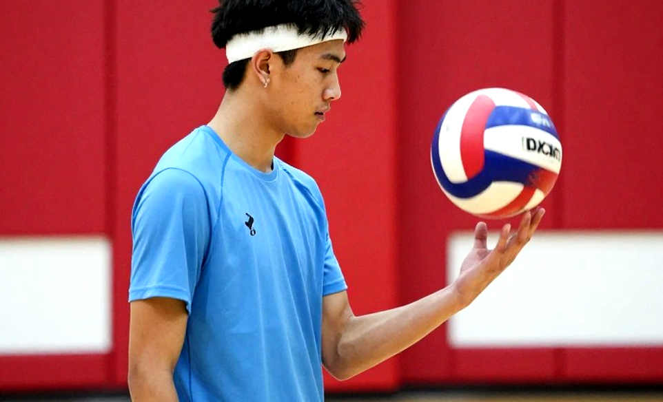 Cú đập của ngoại binh và một libero 14 tuổi: Khoảng trống trong điều lệ bóng chuyền nữ Việt Nam