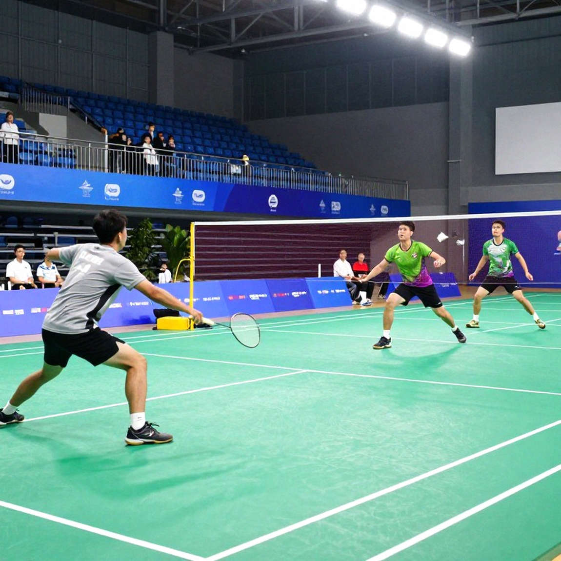Đường cong 21-12 / 19-21 / 14-21: Vì sao Satwiksairaj Rankireddy và Chirag Shetty gục ngã ở vòng một Asian Games 2026
