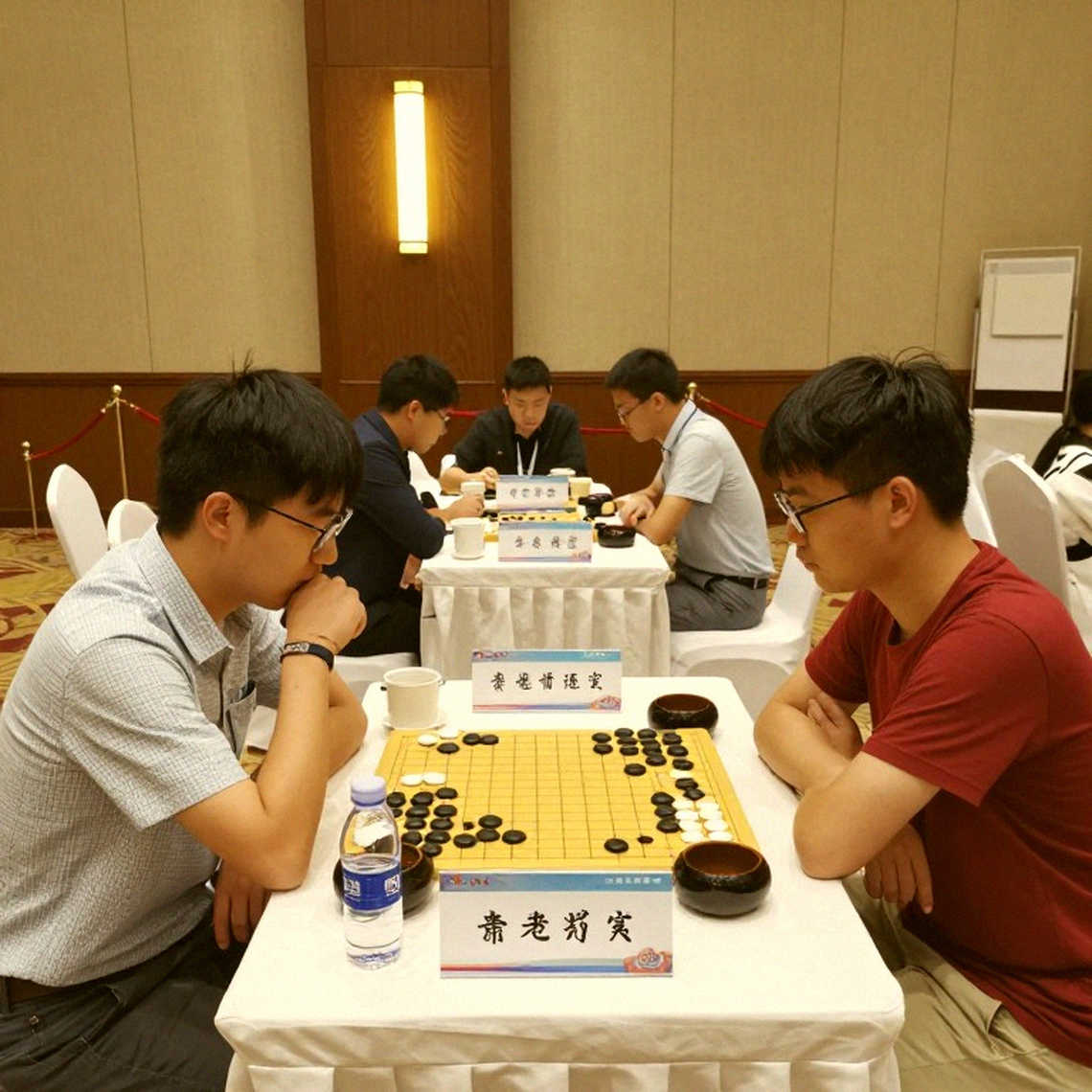 Global Chess League: Chiến thắng của Carlsen trước Vachier-Lagrave – Một góc nhìn từ dữ liệu và tuổi tác Global Chess League: Chiến thắng của Carlsen trước Vachier-Lagrave – Một góc nhìn từ dữ liệu và tuổi tác