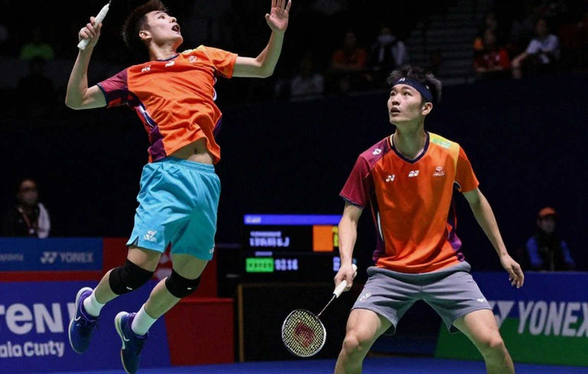 Ngón tay run trước cú smash cuối: Kunlavut Vitidsarn và bản trường ca 64 năm của người Thái